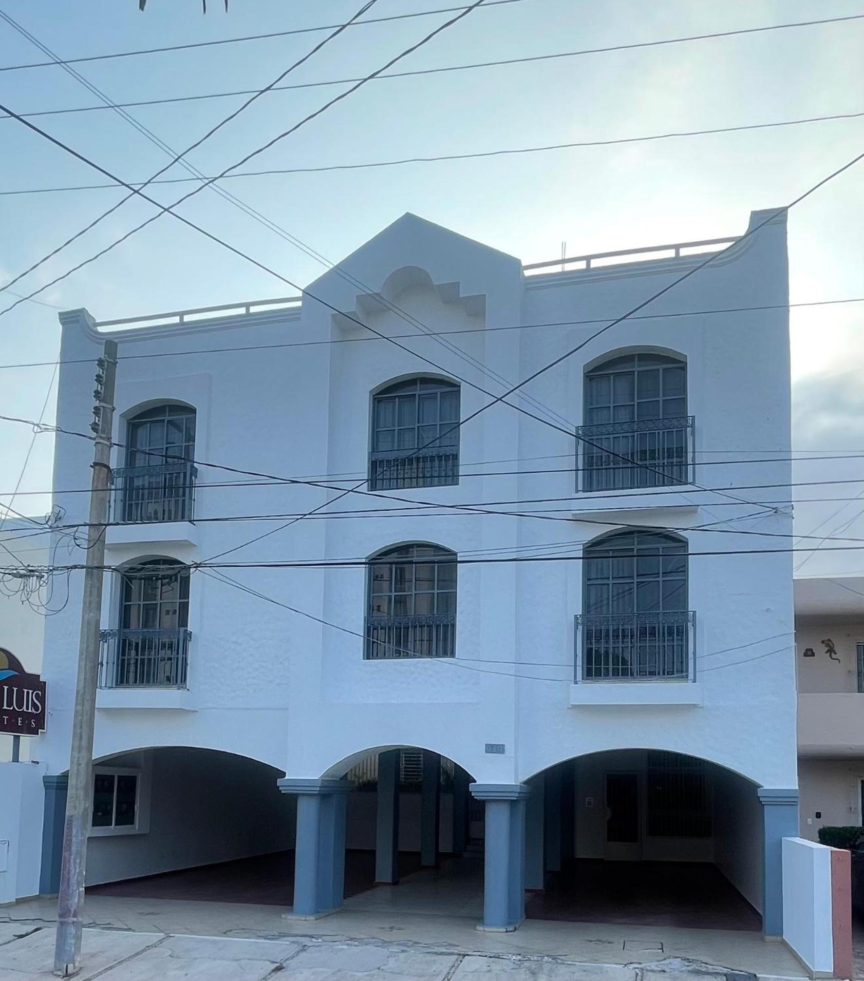 Suites San Luis Mazatlan Exterior photo